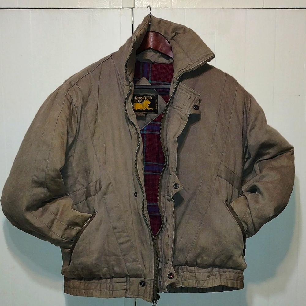 Vintage Branded Lion bomber Jacket. Medium.